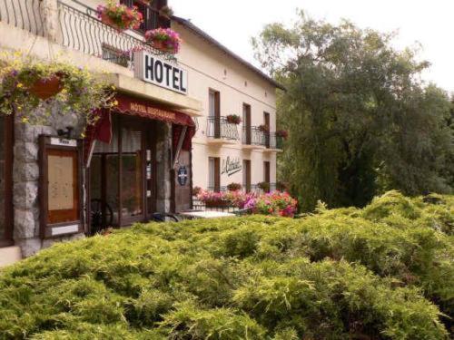 Hotel Le Castelet Ax-les-Thermes Ngoại thất bức ảnh